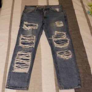 Boyfriend ripped jeans